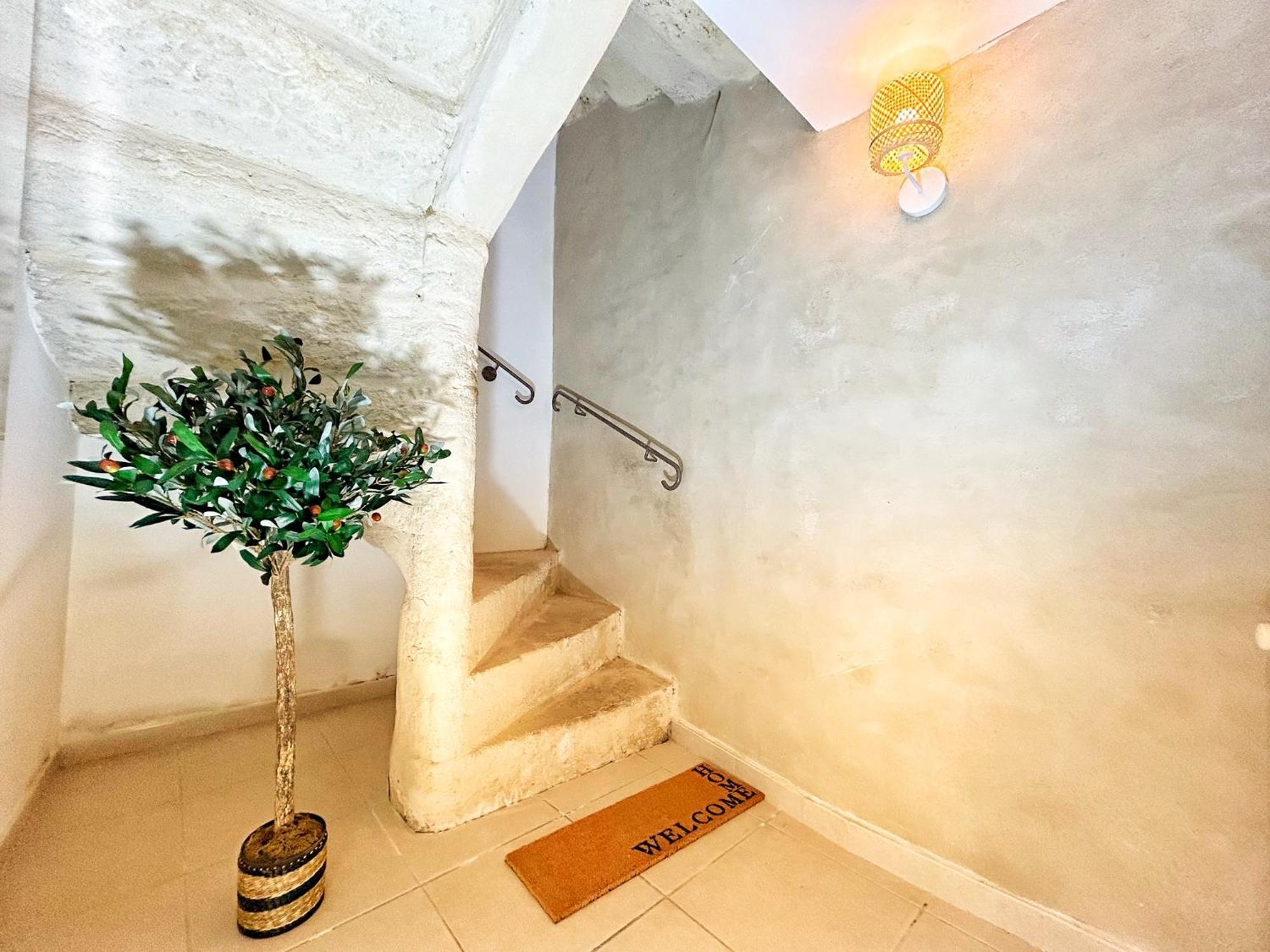 Olive Serenity Арль Экстерьер фото
